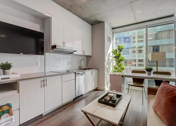 Appartement Boulevard Highrise Stu Sky Pool Parking Gym 37
