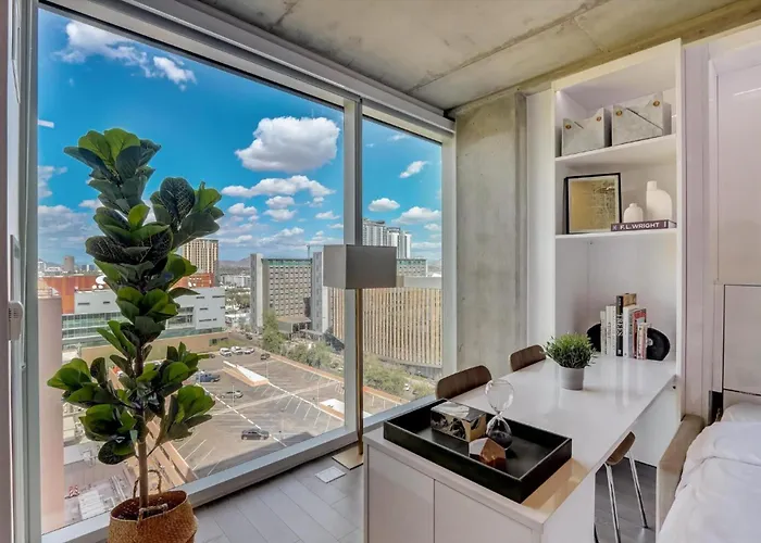 Appartement Boulevard Highrise Stu Sky Pool Parking Gym 37